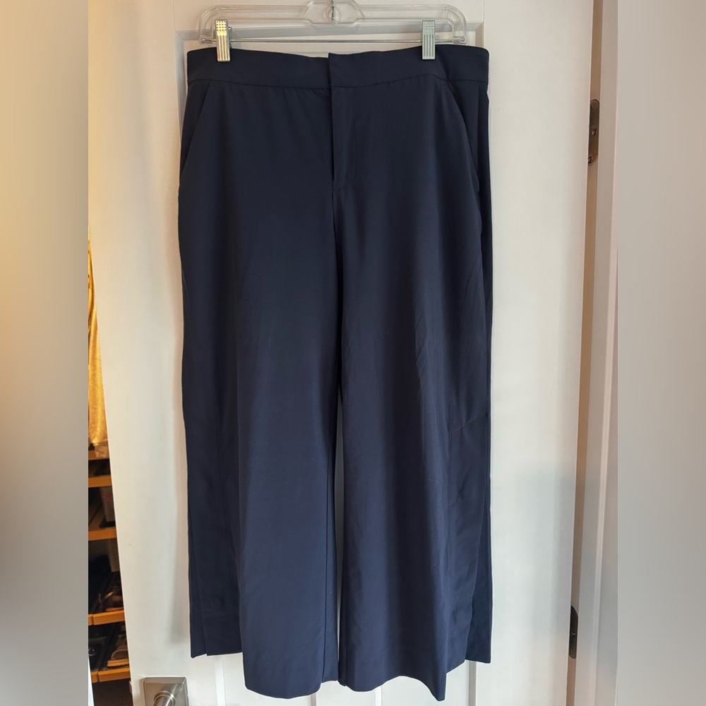 Navy Wide-Leg Crop Trousers